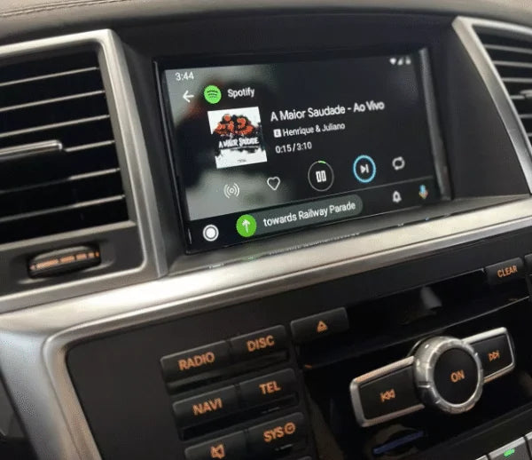 Apple CarPlay sans fil et Android Auto pour Mercedes CLA / ML / GL (2009-2011)