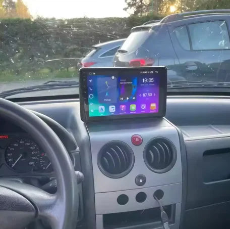 Apple CarPlay sans fil et Android Auto pour Peugeot Partner (2002-2008)