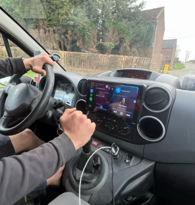 Apple CarPlay sans fil et Android Auto pour Peugeot Partner (2008-2019)
