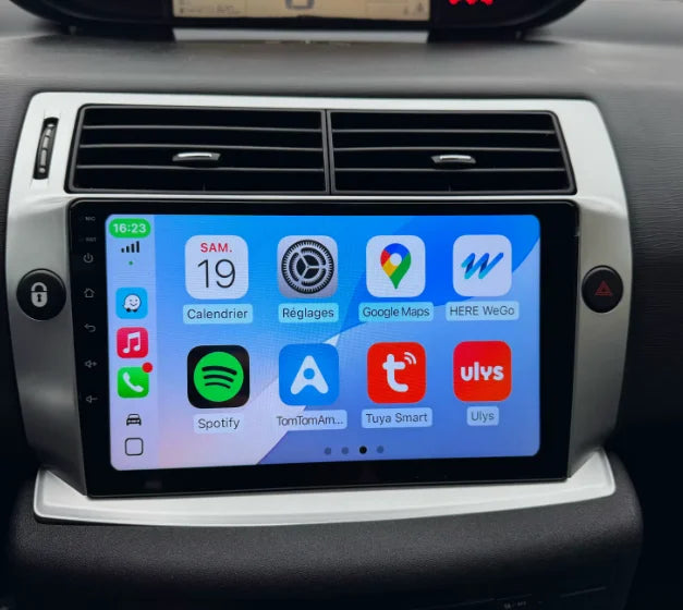 Autoradio CarPlay Citroën C4 avec écran tactile intégré