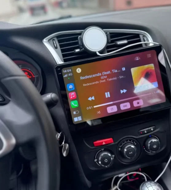 Autoradio CarPlay Citroën C4 avec écran tactile intégré