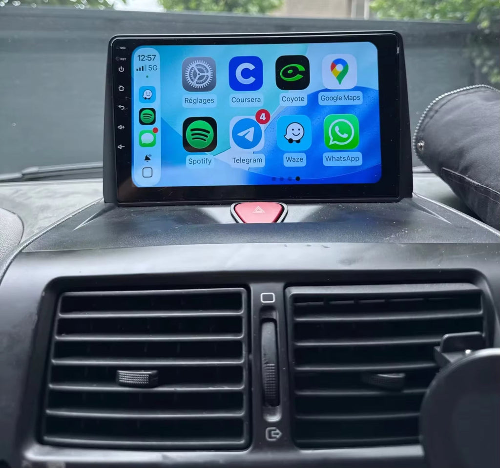 Autoradio CarPlay Citroën Jumpy 2 avec écran tactile intégré