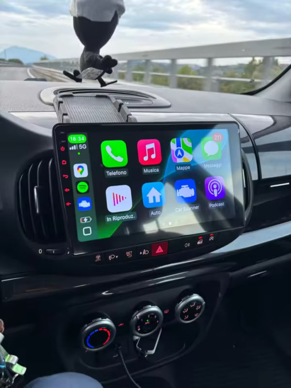 Autoradio CarPlay Fiat 500L avec écran tactile intégré