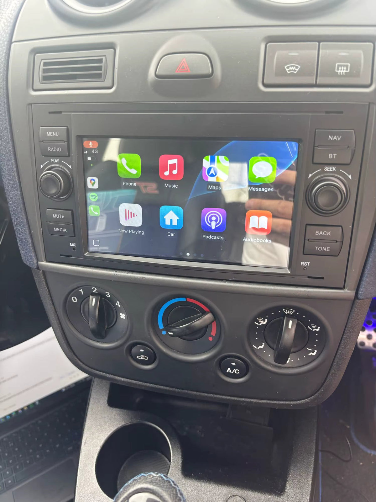 Autoradio CarPlay Ford C-Max avec écran tactile intégré