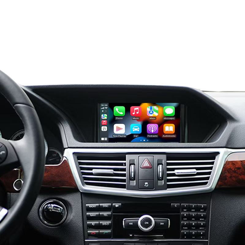 Autoradio CarPlay Mercedes Classe E W212 NTG 5.0 avec écran tactile intégré