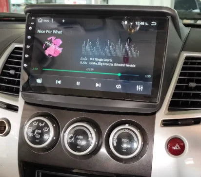 Autoradio CarPlay Mitsubishi Pajero Sport avec écran tactile intégré