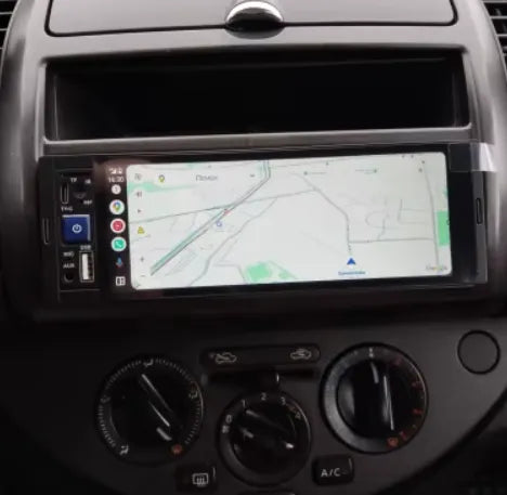 Autoradio CarPlay Peugeot 106 avec écran tactile intégré