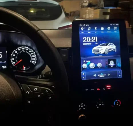 Autoradio CarPlay Renault Clio 5 avec écran tactile intégré