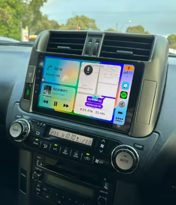 Autoradio CarPlay Toyota Land Cruiser avec écran tactile intégré