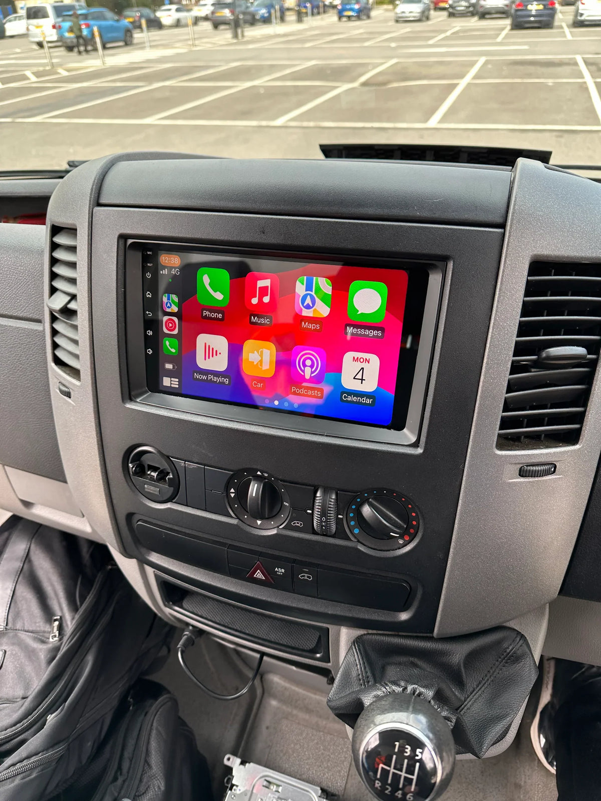 Autoradio CarPlay Volkswagen Crafter avec écran tactile intégré