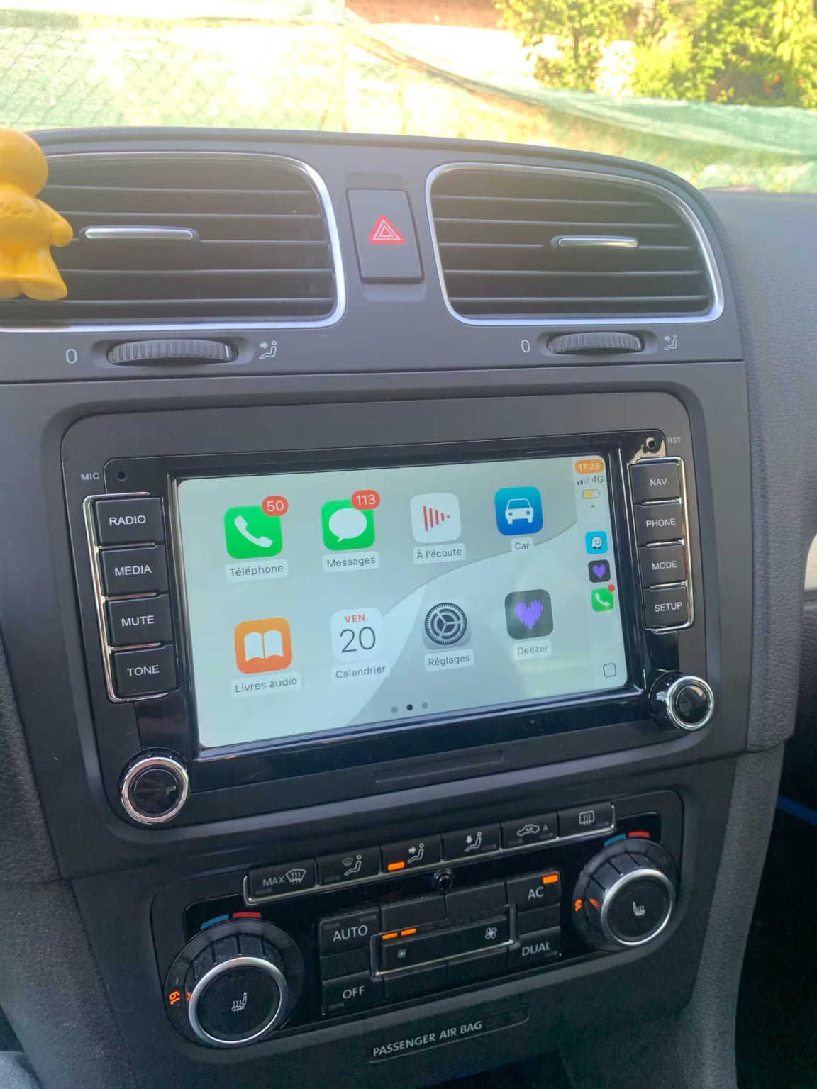 Autoradio CarPlay Skoda Fabia compatible caméra de recul