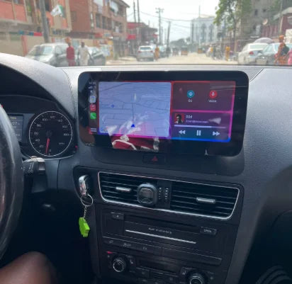 Façade autoradio dédiée à la Audi Q5 2009-2015