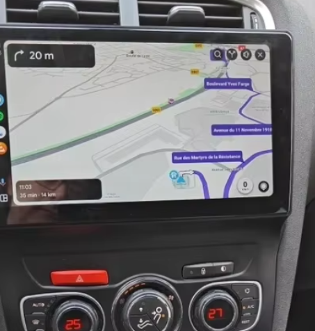 Façade autoradio dédiée à la Citroën C4 2011-2016