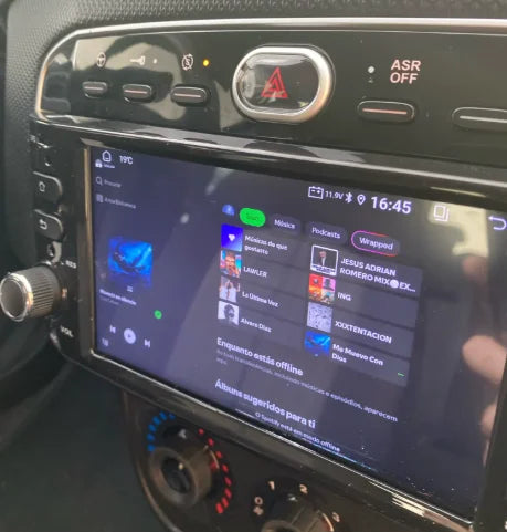 Façade autoradio dédiée à la Fiat Punto Evo & Linea 2012-2018