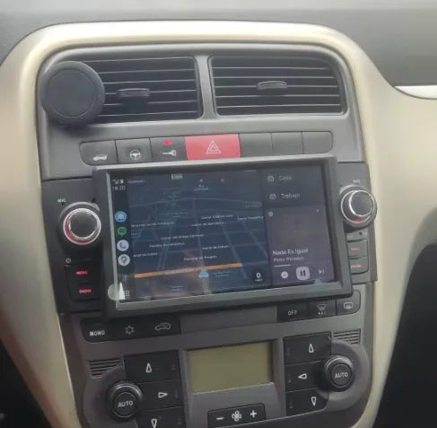 Façade autoradio dédiée à la Fiat Punto & Grande Punto 2005-2012