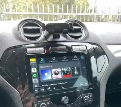 Façade autoradio dédiée à la Ford Mondeo 2010-2014