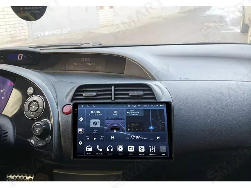 Façade autoradio dédiée à la Honda Civic 2006-2011