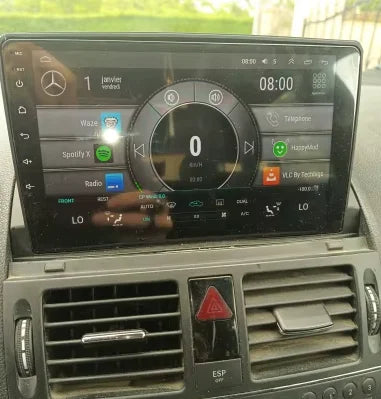 Façade autoradio dédiée à la Mercedes Classe C 2006-2014