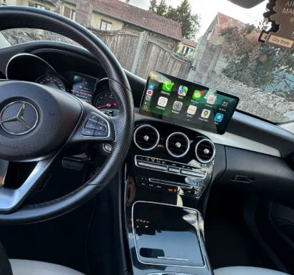 Façade autoradio dédiée à la Mercedes Classe C W205 2015-2018