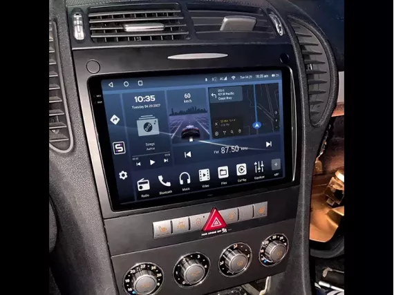 Façade autoradio dédiée à la Mercedes SLK R171 2004-2011