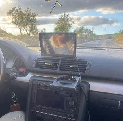 Navigation GPS via CarPlay sur écran portable à ventouse