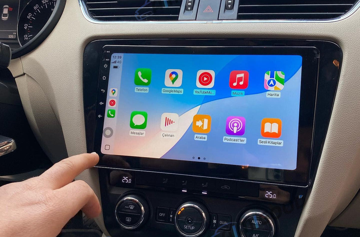 Façade autoradio dédiée à la Skoda Octavia 2013-2018