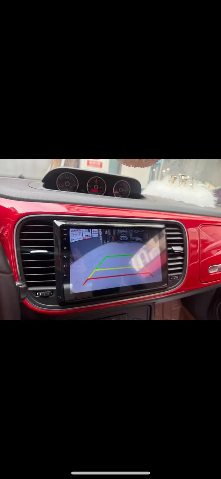 Façade autoradio dédiée à la Volkswagen New Beetle 2011-2019
