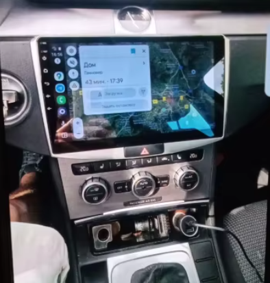 Façade autoradio dédiée à la Volkswagen Passat 7 2010-2015