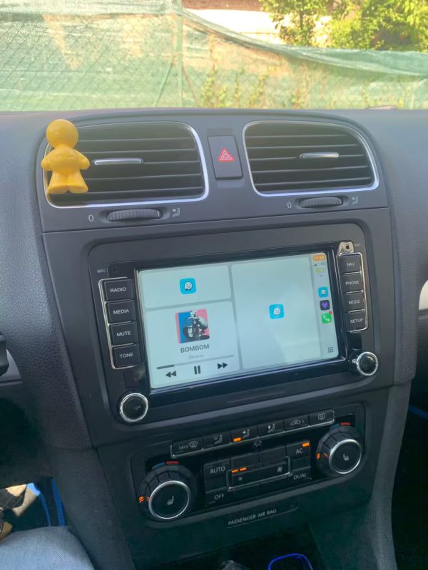 Façade autoradio dédiée à la Volkswagen Sharan 2010-2013