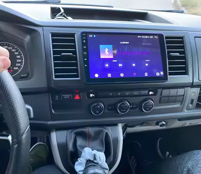 Façade autoradio dédiée à la Volkswagen T6 MK6 2015-2020