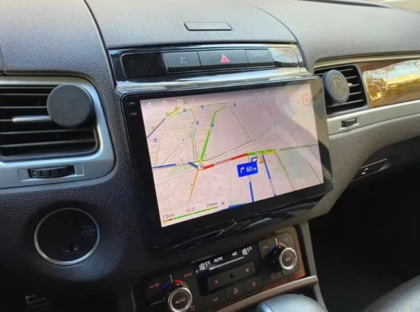 Façade autoradio dédiée à la Volkswagen Touareg 2012-2018