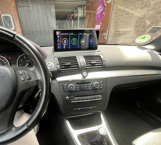 Installation plug and play de l'écran CarPlay sur BMW Série 1