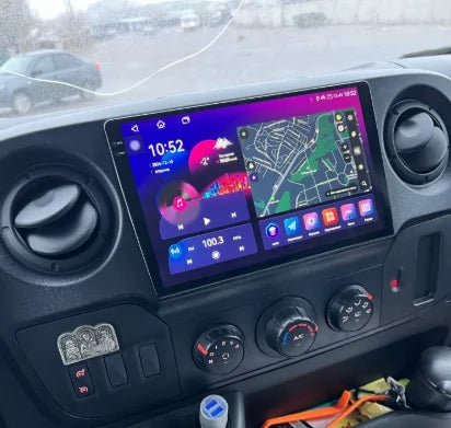 Installation plug and play de l'écran CarPlay sur Nissan NV400
