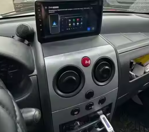 Installation plug and play de l'écran CarPlay sur Peugeot Partner