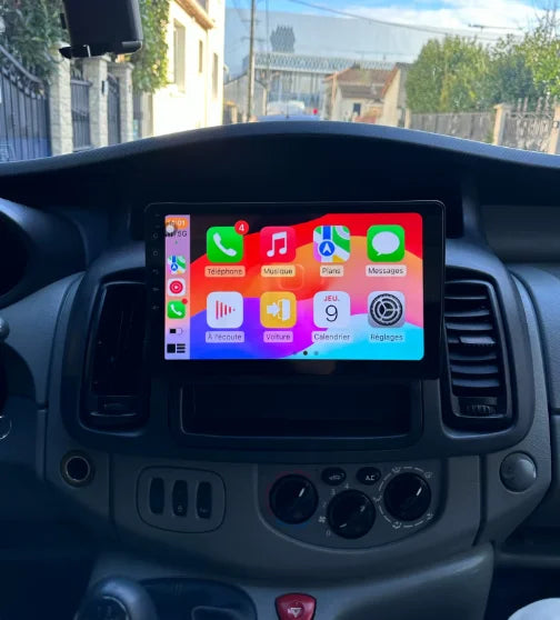 Installation plug and play de l'écran CarPlay sur Renault Trafic 2