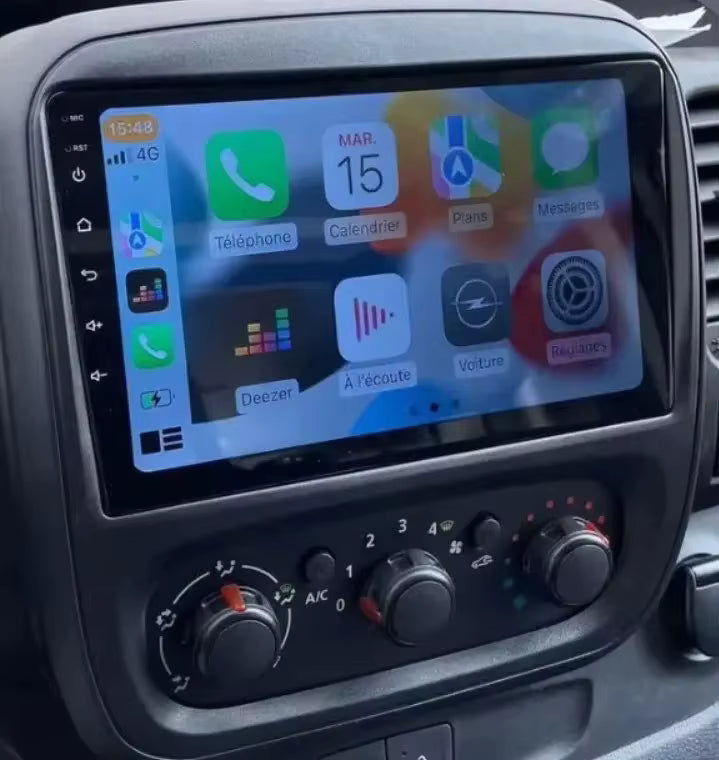 Installation plug and play de l'écran CarPlay sur Renault Trafic 3