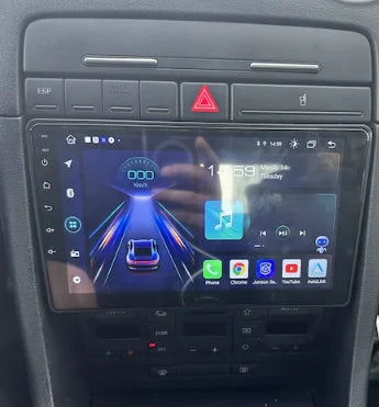 Navigation GPS sur l'écran tactile CarPlay de la Audi A4 / S4 / RS4