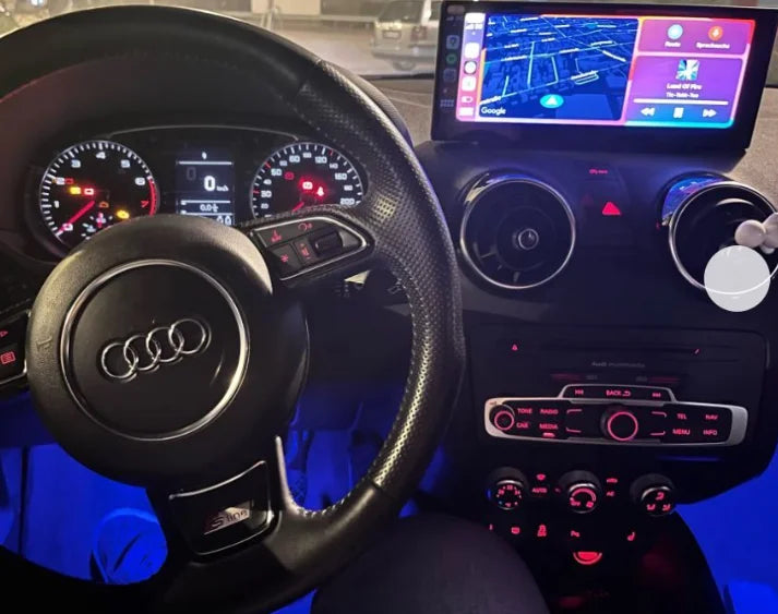 Navigation GPS sur l'écran tactile CarPlay de la Audi A1