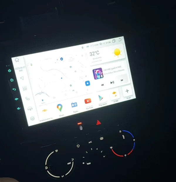 Navigation GPS sur l'écran tactile CarPlay de la Citroën C3 / C4 Aircross