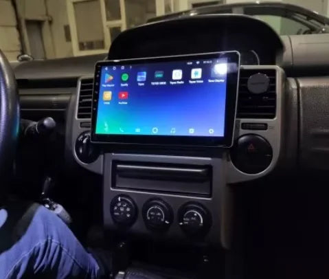 Navigation GPS sur l'écran tactile CarPlay de la Nissan X-Trail