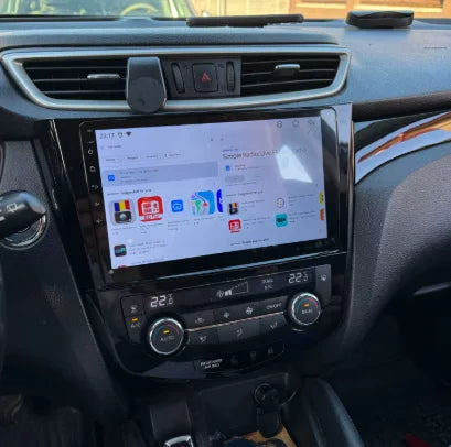 Navigation GPS sur l'écran tactile CarPlay de la Nissan X-Trail