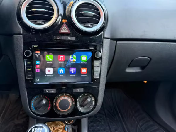 Navigation GPS sur l'écran tactile CarPlay de la Opel Vivaro