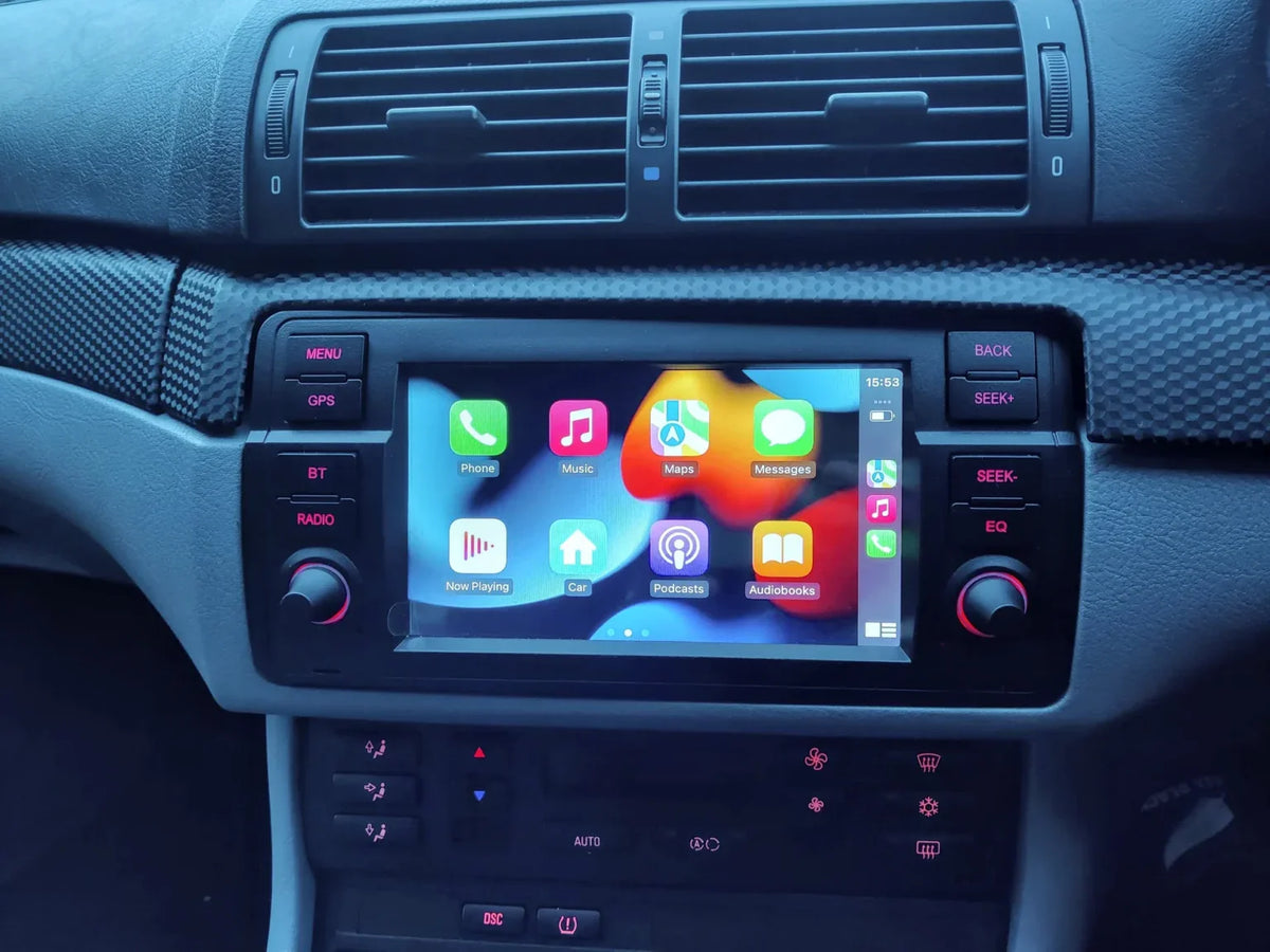 Navigation GPS sur l'écran tactile CarPlay de la Rover 75