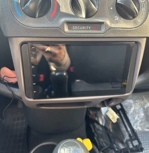 Navigation GPS sur l'écran tactile CarPlay de la Toyota Yaris
